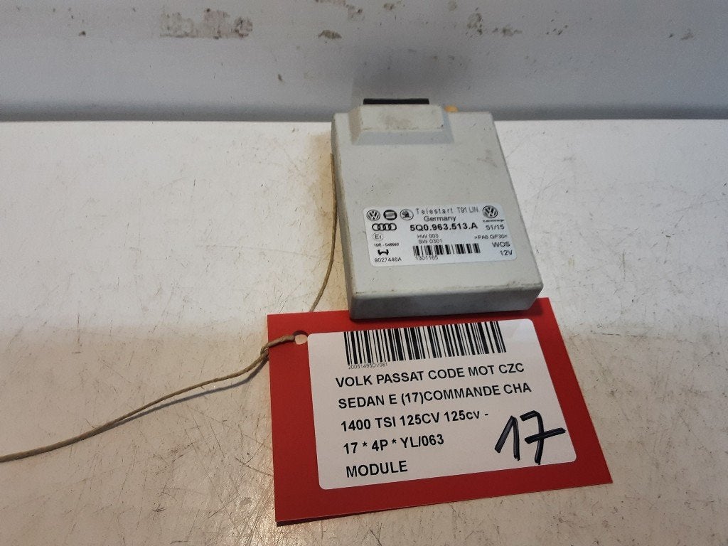 UNITE ELECTRONIQUE Volkswagen Passat (3G2) (5Q0963513A), Volkswagen, Volkswagen AG, Utilisé, Kundenbetreuung@volkswagen.de