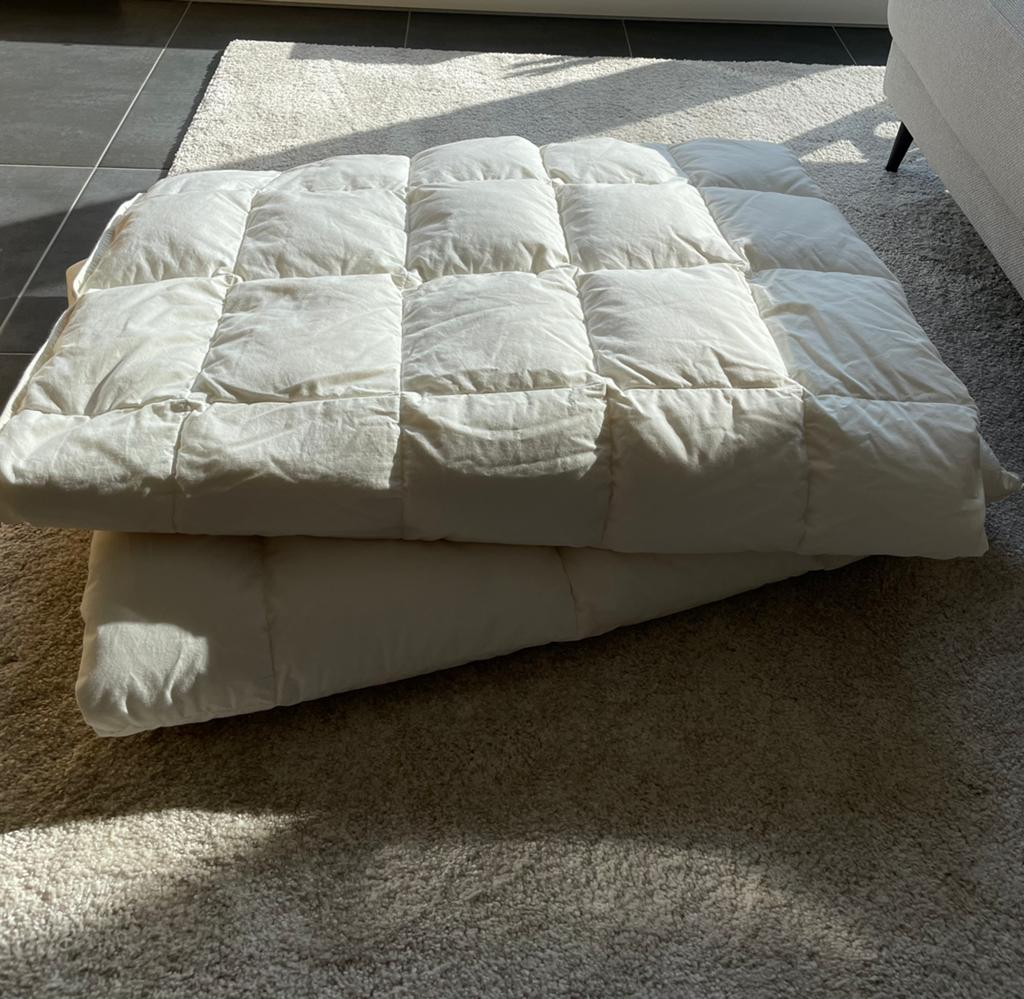 Couette 4 saisons 140x180 — été et hiver, Maison & Meubles, Enlèvement, Utilisé