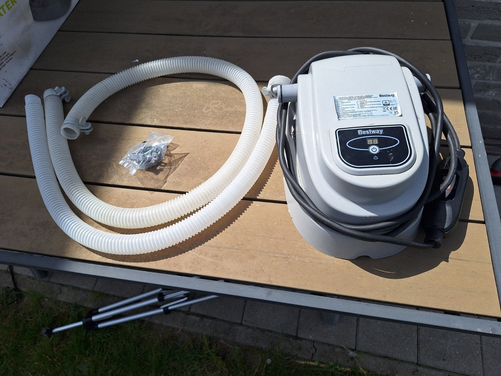Warmtepomp besway, Ophalen