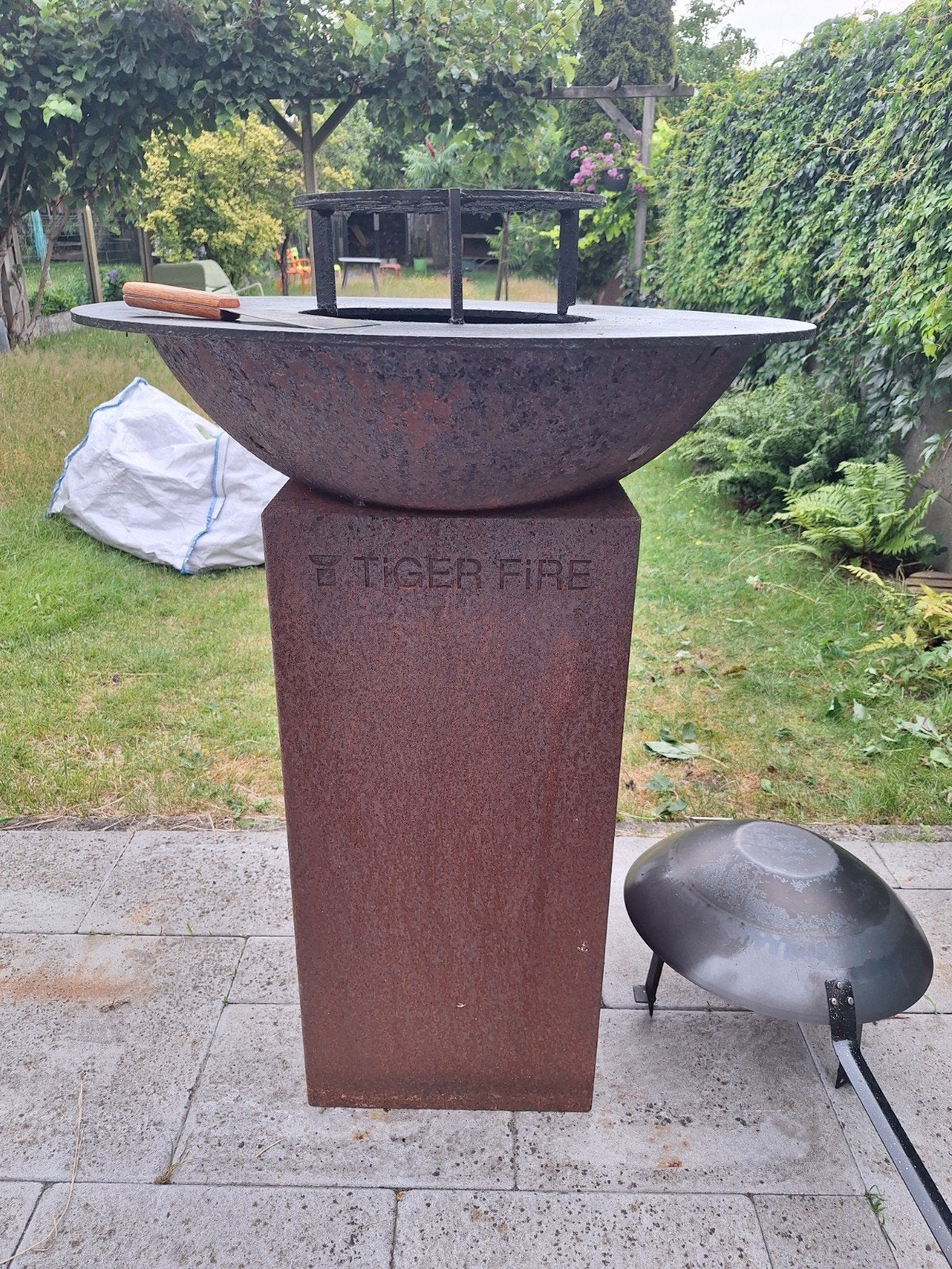 Tiger Fire 70, Tuin en Terras, Houtskoolbarbecues, Ophalen