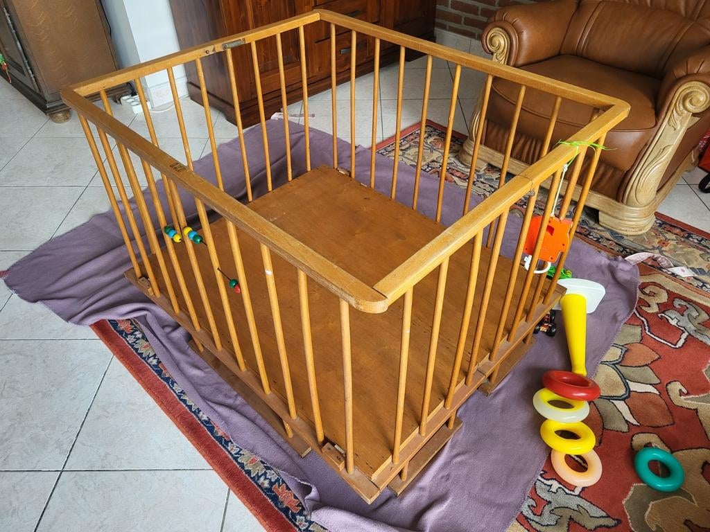 Gratis plooibare babybox babypark, Kinderen en Baby's, Babyparken, Ophalen