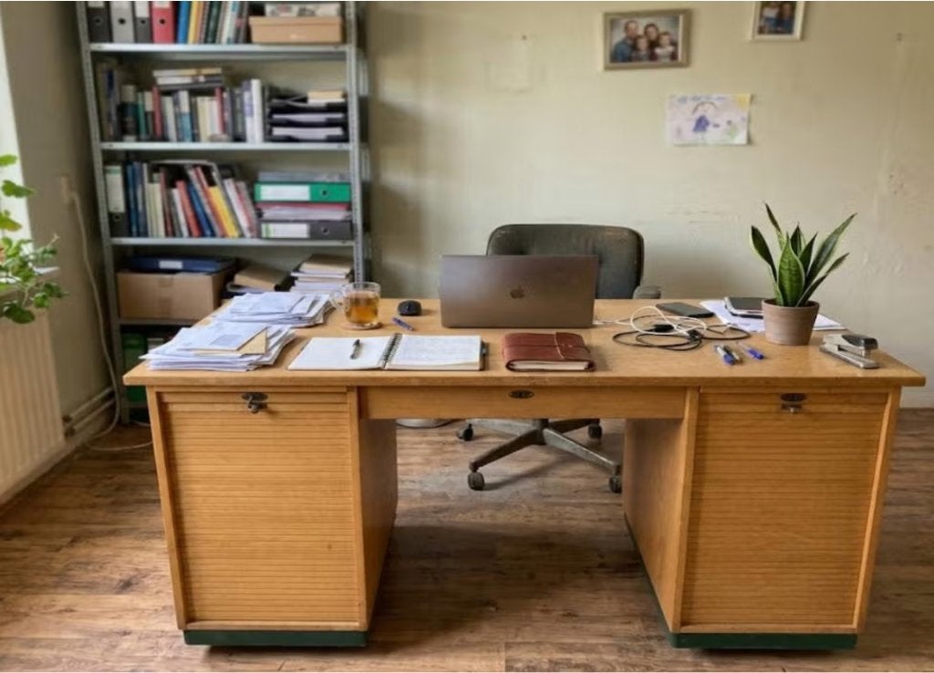 bauhaus bureau, Enlèvement