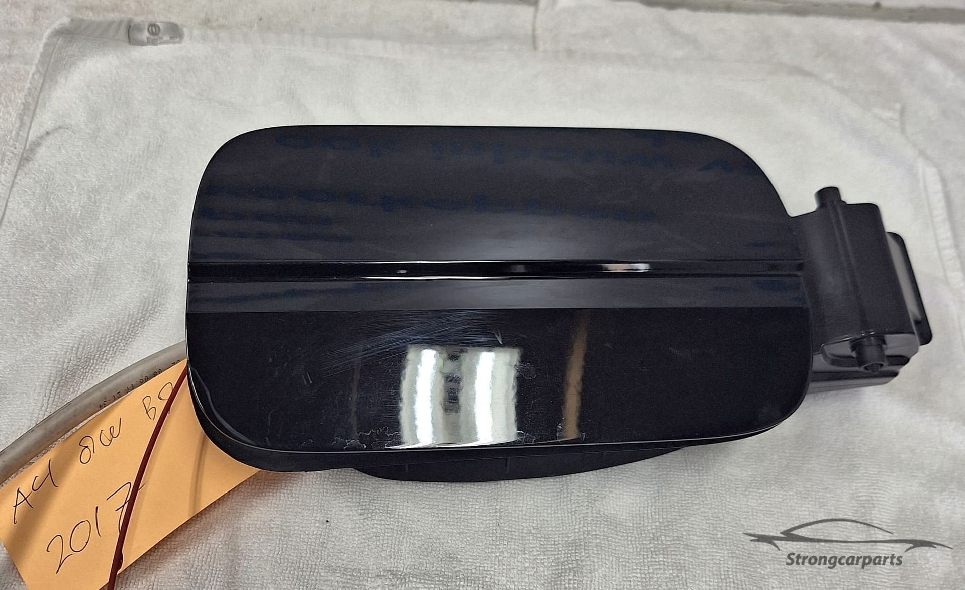 Tankklep Audi A4 8W B9 8W0809906 kleurcode LY9B, -, Audi, Utilisé, Porte