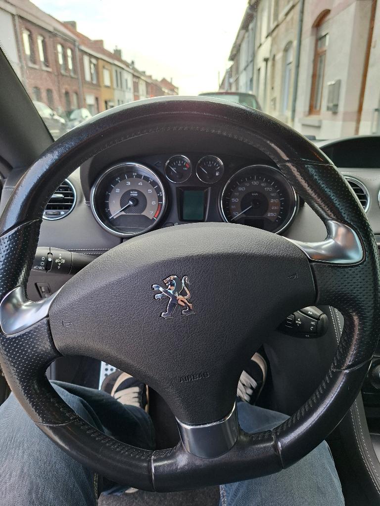 Peugeot rcz 16 turbo 120000 km, Euro 5, Boîte manuelle, Noir, 156 kW