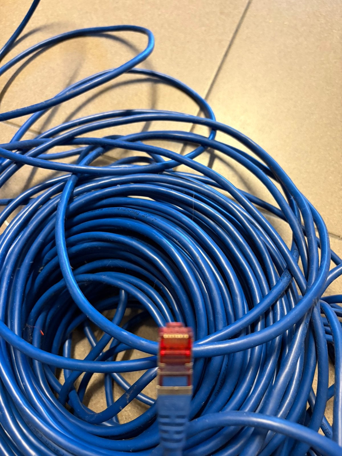 Câble réseau Ethernet CAT6 50 mètres - RJ45 - bleu, Informatique & Logiciels, Pc & Câble réseau, Enlèvement ou Envoi, Comme neuf