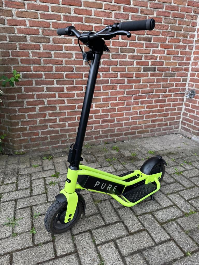 Elektrische step Pure, Fietsen en Brommers, Steps, Ophalen, Zo goed als nieuw, Elektrische step (E-scooter)