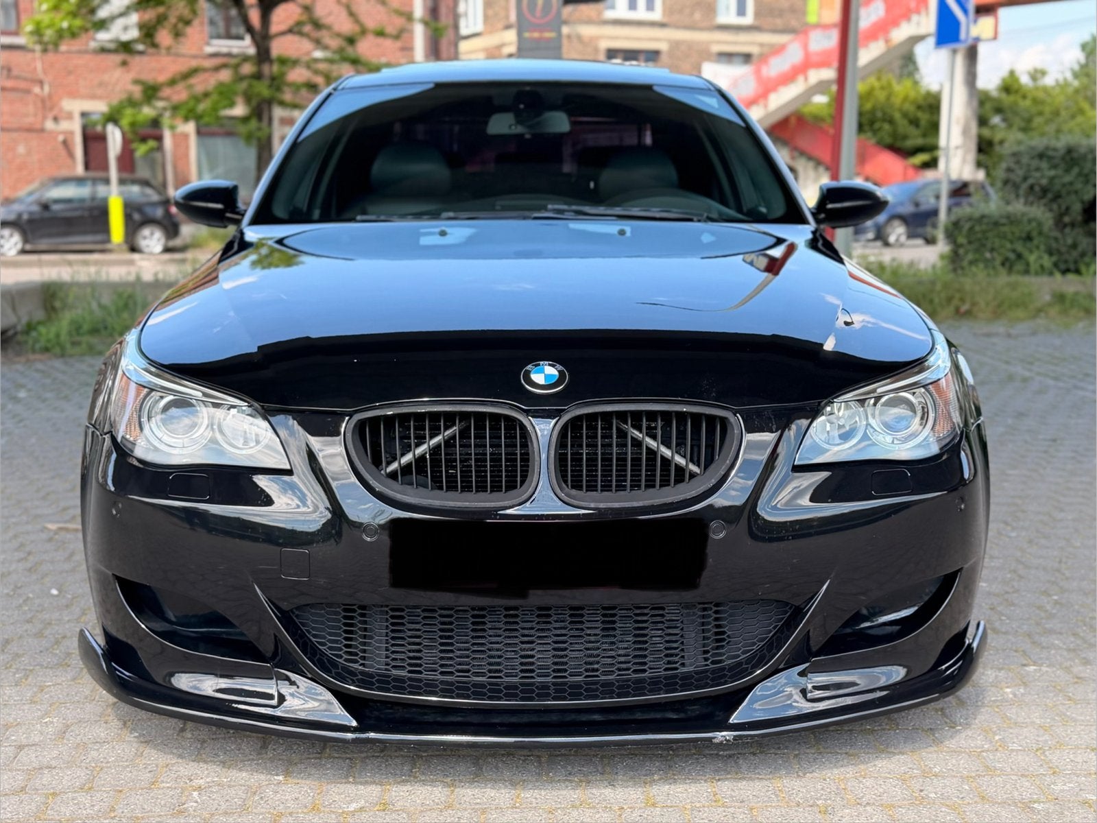 BMW M5 E60 V10 SMG III – 507 ch, Cuir, Automatique, Particulier, Climatisation automatique
