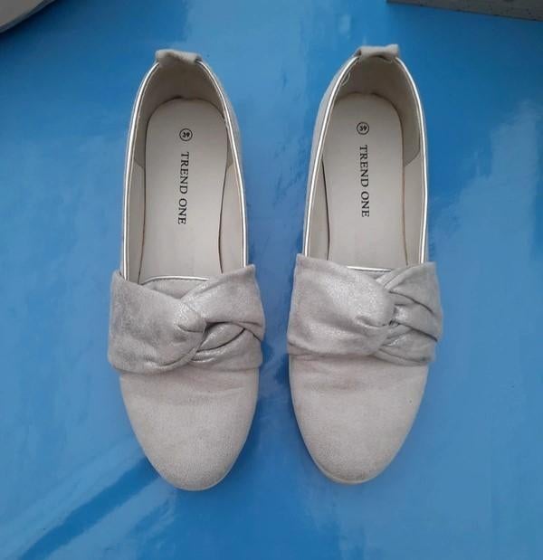 Chaussures argentées pour femmes taille 39, Gris, Enlèvement ou Envoi, Trend One, Porté