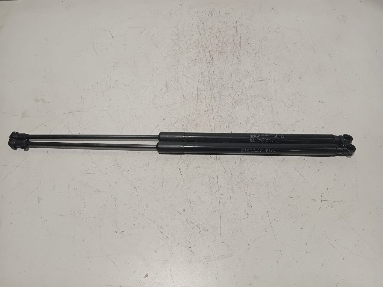 Gasdrukveerset achter Peugeot 3008, Onderdelen@venauto.nl, Van der Ven Autorecycling B.V., Gebruikt, Ettenseweg 76, 4706 PB Roosendaal, The Netherlands