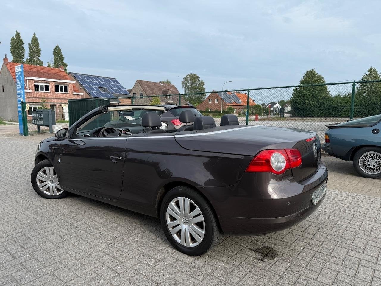 Volkswagen Eos Cabrio 1.6 Benzine | 1 JAAR GARANTIE, Auto's, Voorwielaandrijving, 4 zetels, Gebruikt, 4 cilinders