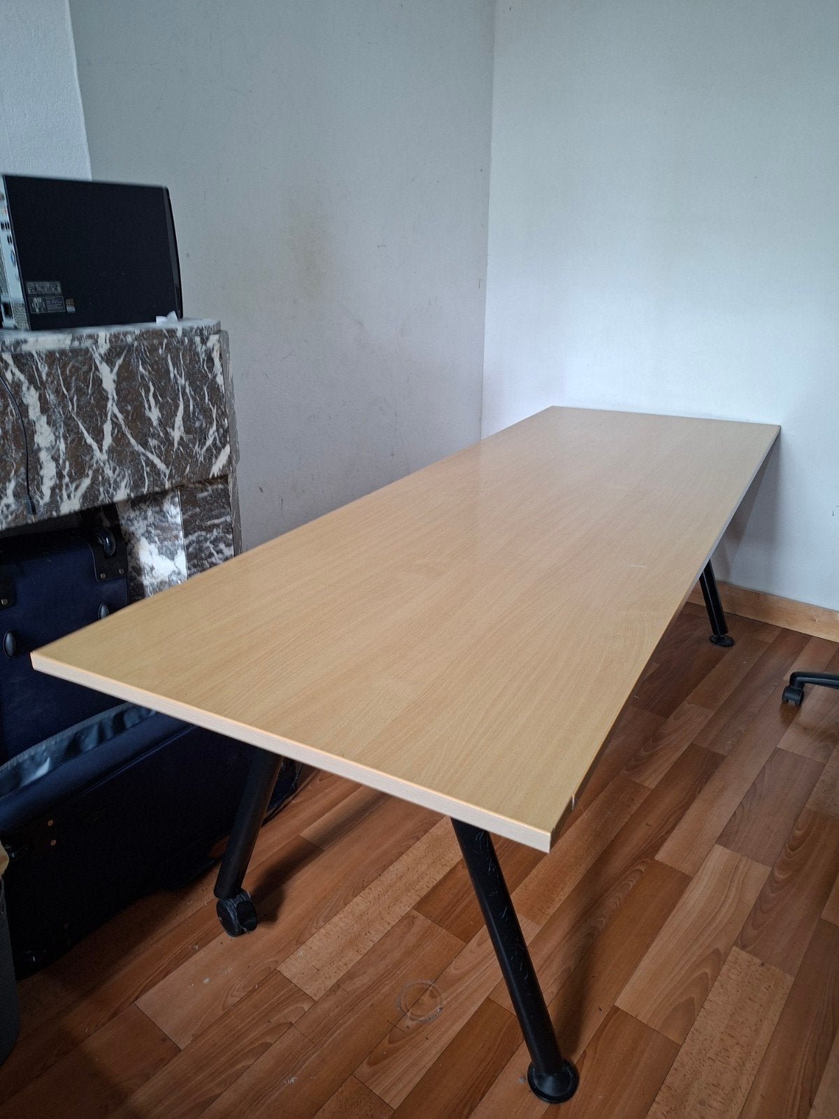 Table bureau