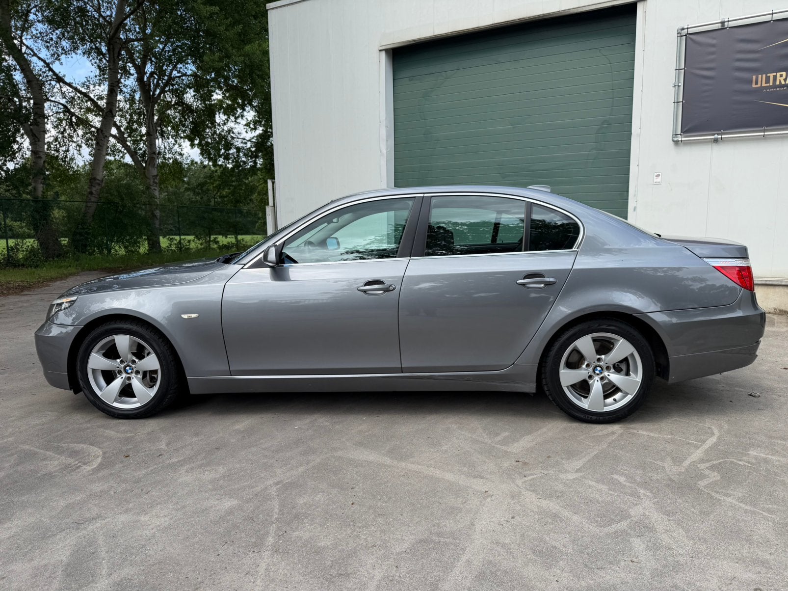BMW 520D E60 Automaat/Facelift/Euro 5/Leder/Navi/GEKEURD, Auto's, Automaat, Euro 5, Parkeersensor, Leder