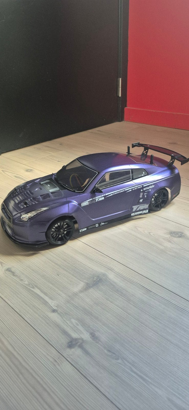 rc drift car Team Magic R35, Enlèvement