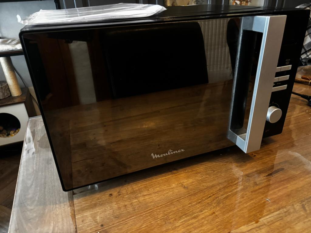 Moulinex Combi Microgolfoven met Grill – Zwart, Elektronische apparatuur, Microgolfovens, Gebruikt, Vrijstaand, Combi-microgolfoven