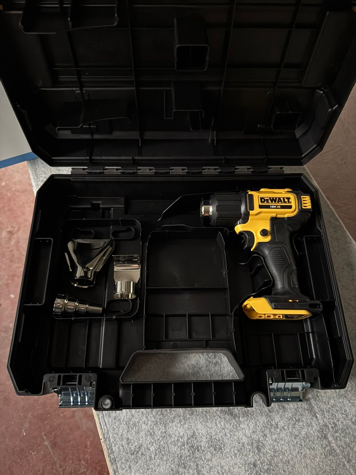 Dewalt heteluchtpistool, Doe-het-zelf en Bouw, Ophalen, Zo goed als nieuw
