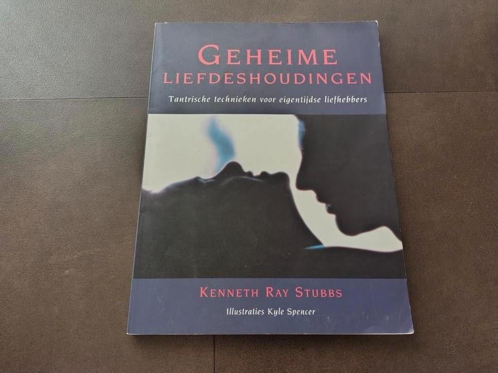 K.R. Stubbs - Geheime liefdeshoudingen, Boeken, Overige Boeken, Ophalen of Verzenden