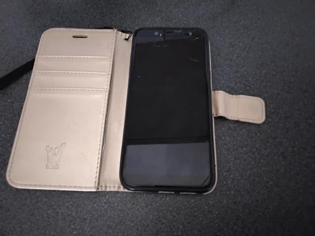Galaxy A6,zit klein barstjes in rechts bovenaan, Télécoms, Enlèvement, Utilisé