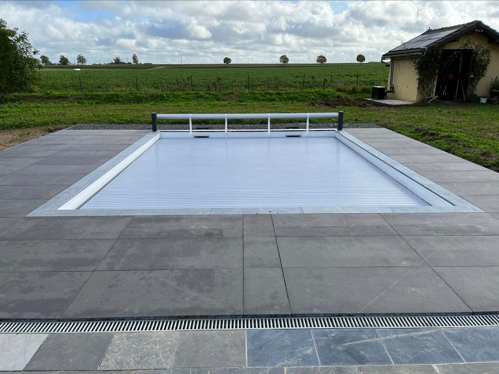 Volet hors-sol de 4x8 avec volet pvc couleur fabrication bel, Jardin & Terrasse, Neuf, Couverture de piscine