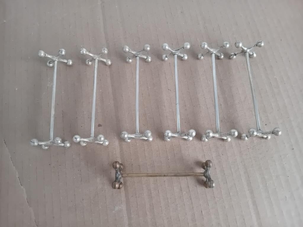 6 repose couverts en métal argenté, Antiquités & Art, Antiquités | Couverts, Enlèvement ou Envoi