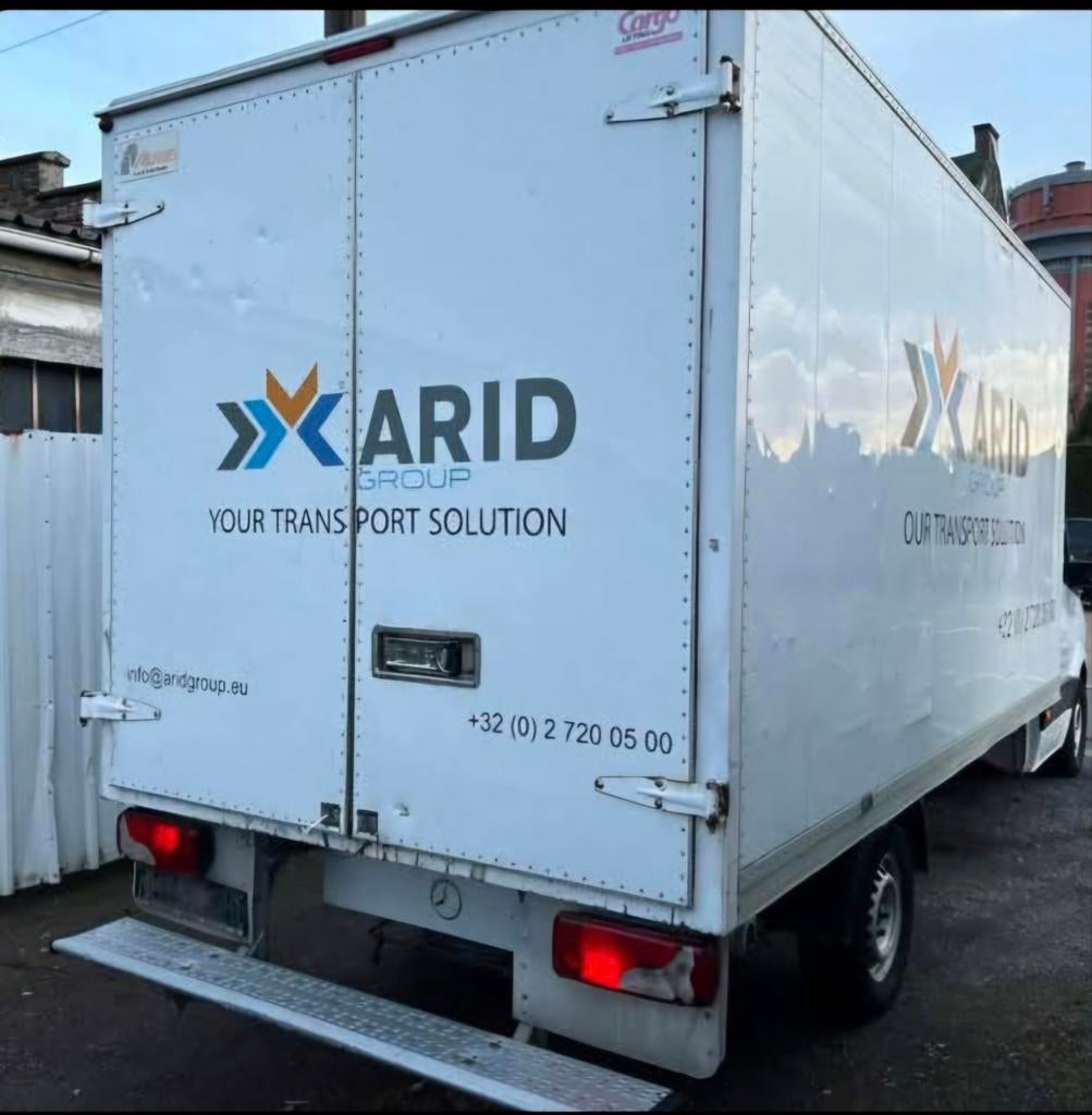 Vend cube caisse allue sa vien d’une Mercedes sprinter  ces