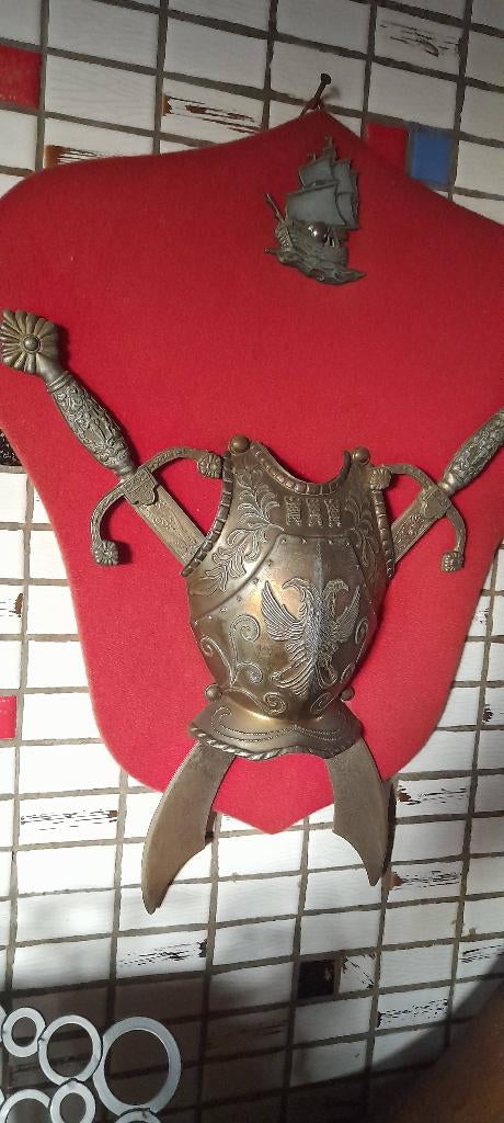 Armure miniature monté sur plaque bois, bel objet déco, Enlèvement ou Envoi, Utilisé