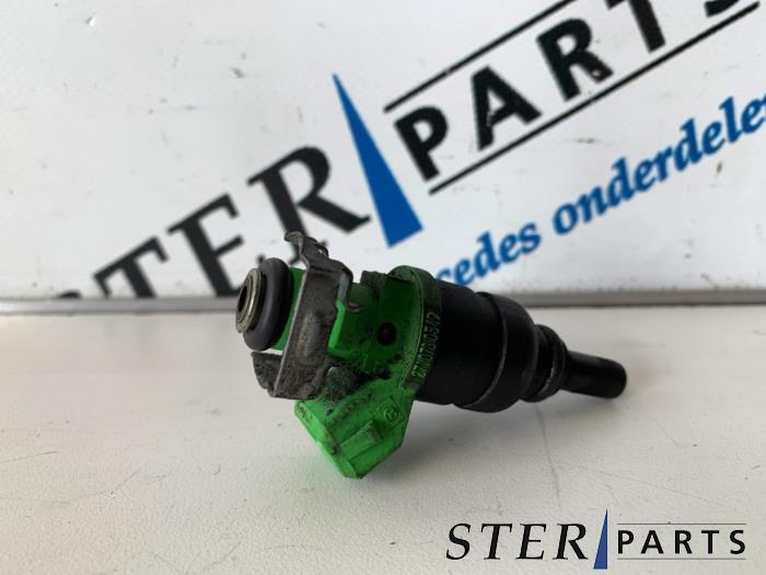 Injector (benzine injectie) van een Mercedes CLK, Auto-onderdelen, Brandstofsystemen, Gebruikt, -, Ophalen of Verzenden, -
