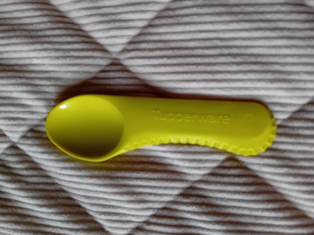 Kiwi lepeltje, Huis en Inrichting, Keuken | Tupperware, Ophalen, Zo goed als nieuw