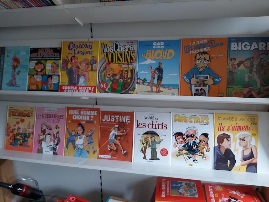 BD Humoristes et Séries TV .Gad Elmaleh,Elie Semoun,Bigard, Une BD, Enlèvement ou Envoi, Comme neuf