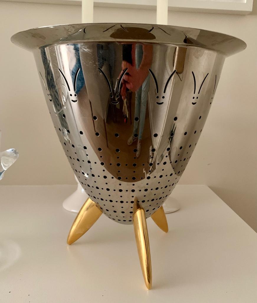 Max le chinois van Philippe Starck voor Alessi, Ophalen