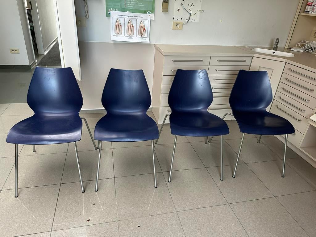 Kartell stoeltjes petrol blauw, Enlèvement, Utilisé, Bleu