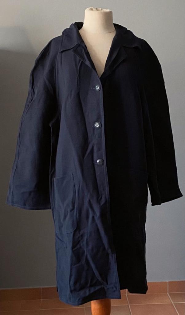 Marineblauwe mantel Louis Féraud maat 46, Maat 46/48 (XL) of groter, Louis Féraud, Zo goed als nieuw, Verzenden