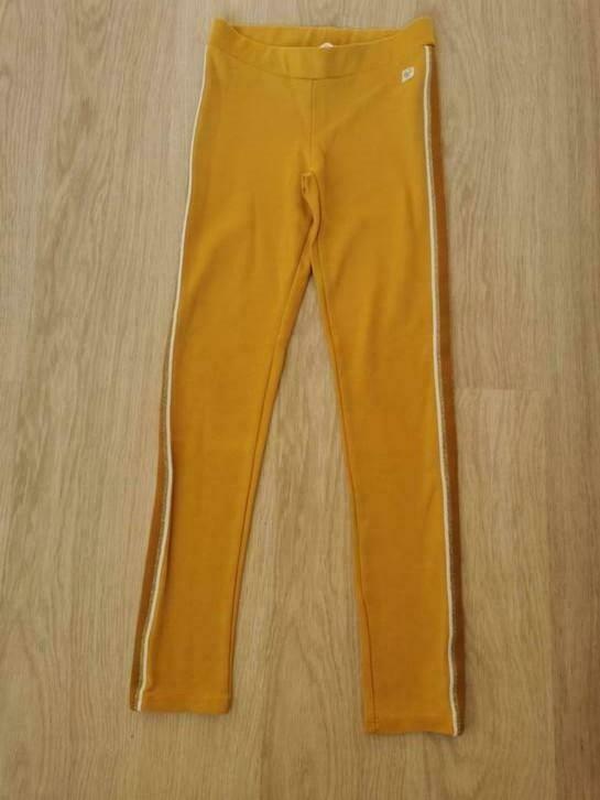 Sweatbroek met streep (Sissy boy, maat 146-152), Pantalon, Sissy boy, Enlèvement ou Envoi, Comme neuf