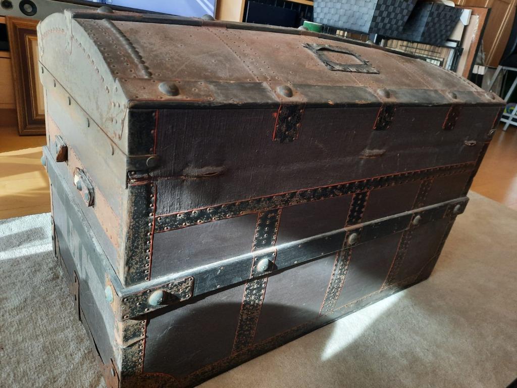 Belle malle Delvaux, en état d'origine, Bijoux, Sacs & Beauté, Valises, Utilisé, Autres matériaux, 70 cm ou plus, 55 cm ou plus