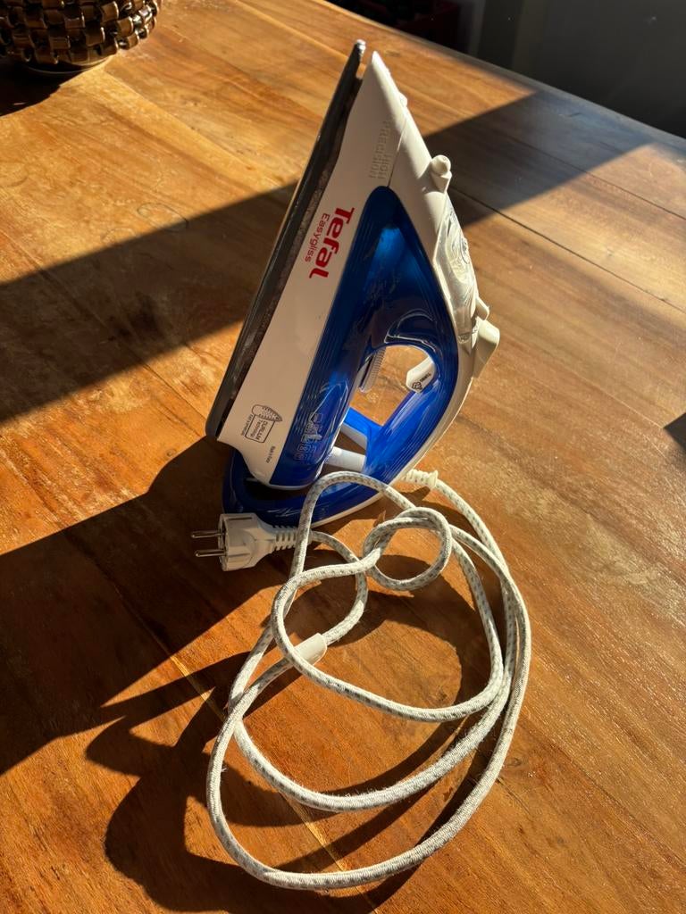 Strijkijzer Tefal, Elektronische apparatuur, Strijkijzers en Strijkplanken, Ophalen, Gebruikt