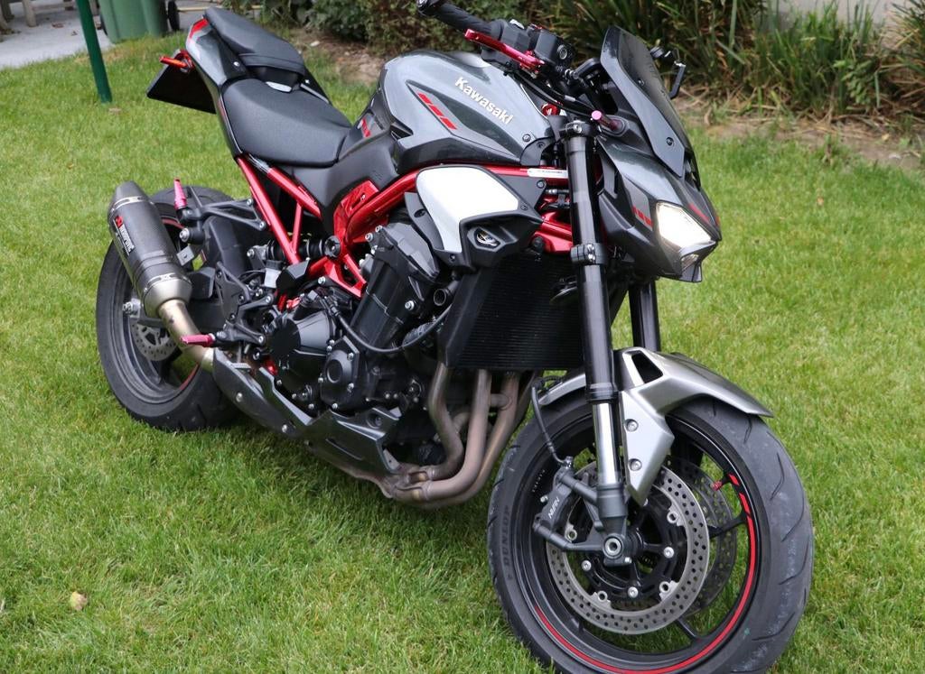 Performances de la Kawasaki Z900 2025, Permis Moto A, Plus de 35 kW, 948 cm³, Particulier