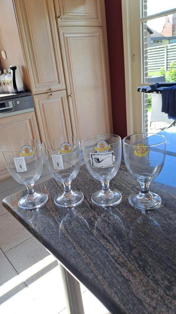 Glazen 'Grimbergen' 33cl, Ophalen, Zo goed als nieuw