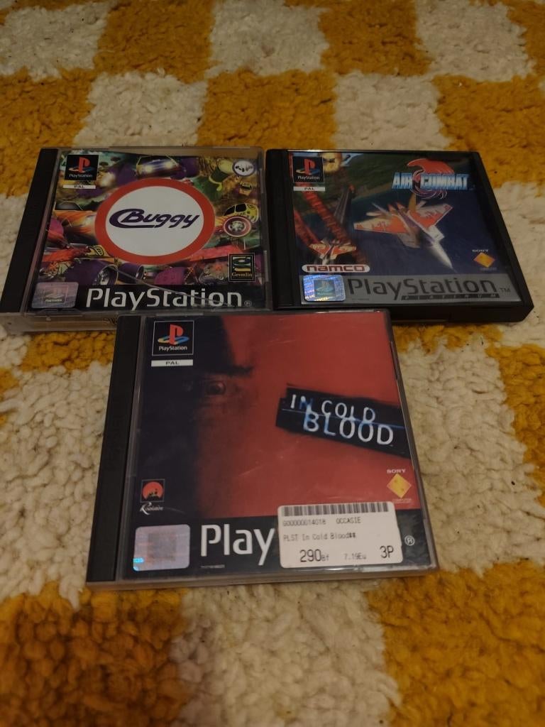 PS1 games, Enlèvement, Utilisé