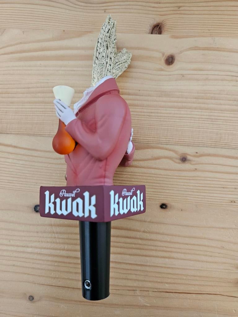 Taphendel Kwak, Enlèvement, Neuf