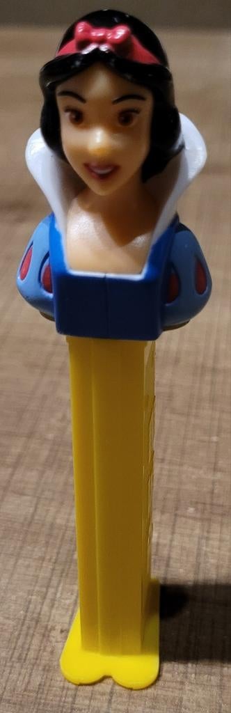 Sneeuwwitje: PEZ figuur, Verzamelen, Poppetjes en Figuurtjes, Ophalen of Verzenden, Zo goed als nieuw