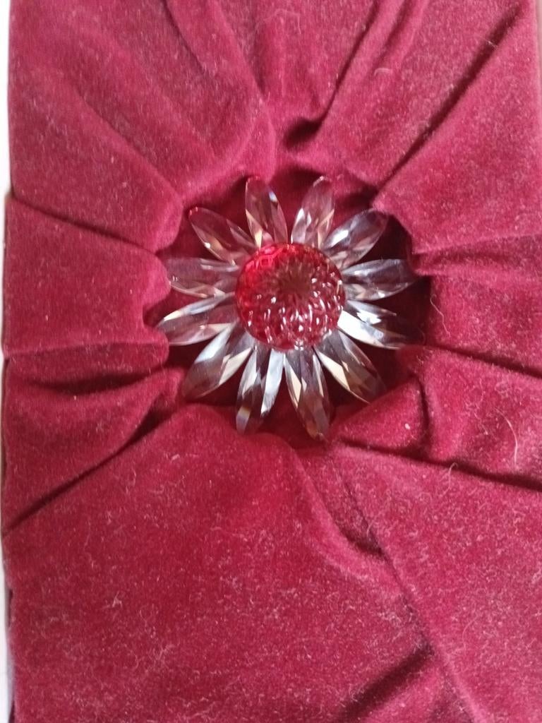 Swarovski bloem rood, Verzamelen, Ophalen of Verzenden, Nieuw
