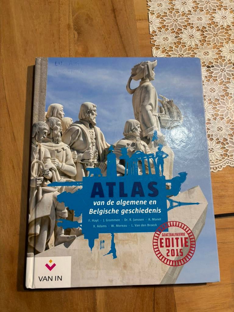 Atlas geschiedenis, Boeken, Ophalen of Verzenden, Zo goed als nieuw, Geschiedenis