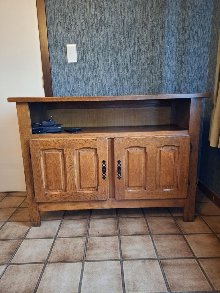 Eiken tv- kast, Huis en Inrichting, Kasten | Dressoirs, Ophalen, 100 tot 150 cm, Klassiek, Eikenhout