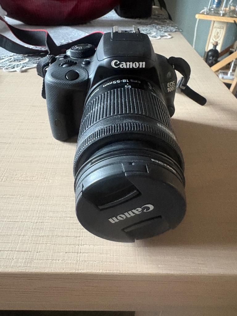 Canon EOS 100D + objectif, Spiegelreflex, Canon, Ophalen of Verzenden, Zo goed als nieuw
