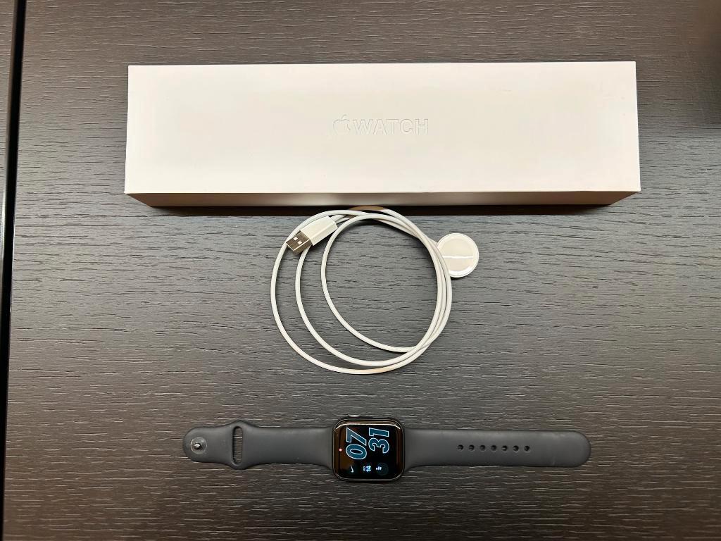 Apple Watch 6 series 44mm, Étanche, IOS, Comme neuf, Enlèvement