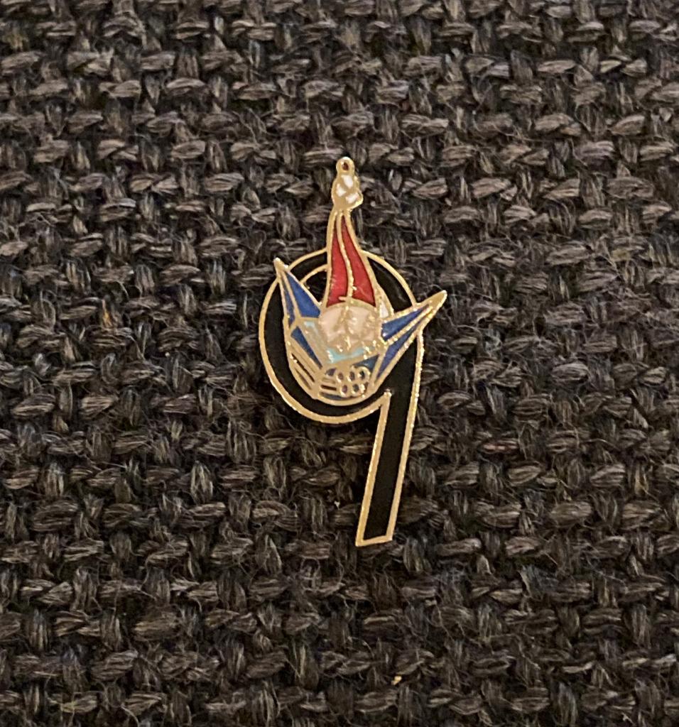 PIN - OLYMPISCHE SPELEN - JEUX OLYMPIQUES, Collections, Envoi, Utilisé, Sport, Insigne ou Pin's