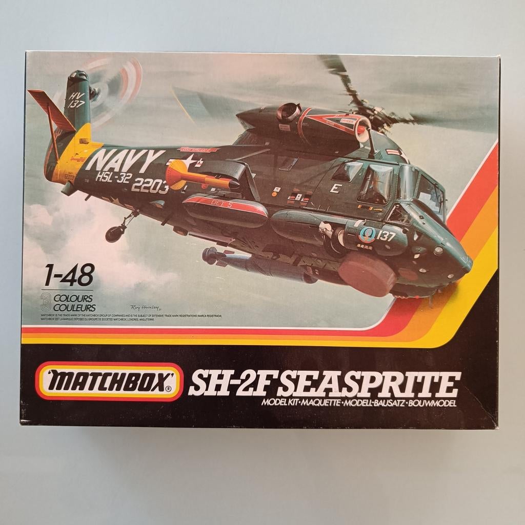 VTG. Boîte d'allumettes SH - 2F Seasprite 1:48, Enlèvement ou Envoi, Comme neuf, Hélicoptère, Plus grand que 1:72