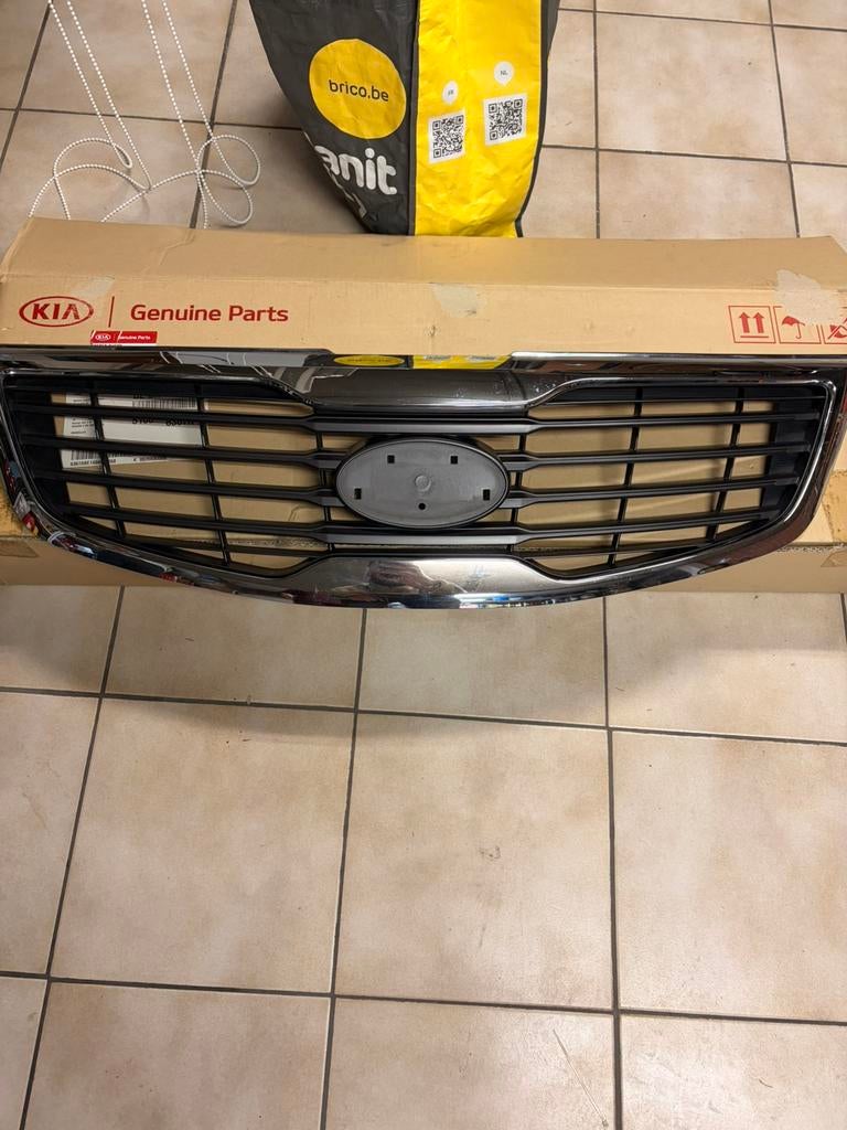 Kia Sportage Grille uit 2012, Auto-onderdelen, Carrosserie, Kia, Voor, Gebruikt, Ophalen
