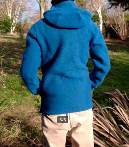 Ecologische wollen jas (nieuw!), Ophalen of Verzenden, Nieuw, Maat 38/40 (M), Blauw