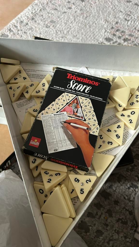 Vends jeu de société Triominos de luxe, Enlèvement ou Envoi, Utilisé
