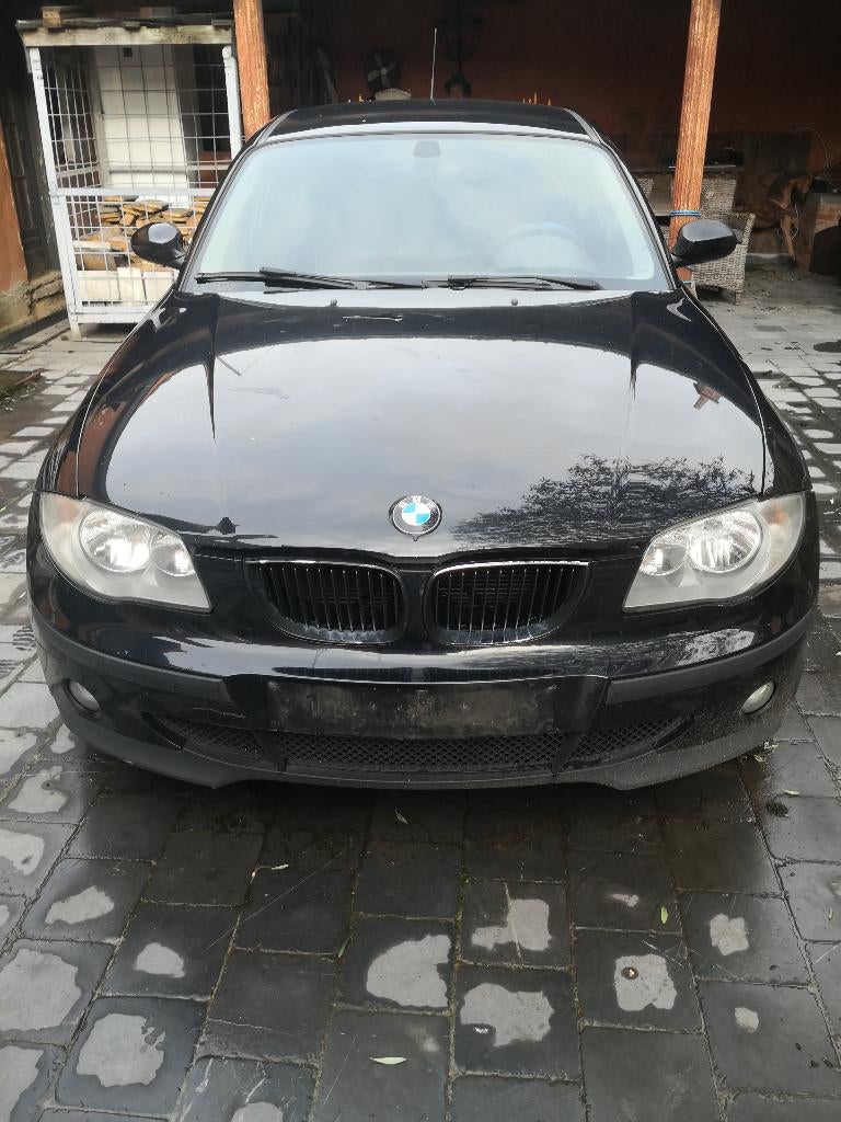 BMW 1-serie 118D 1.6 diesel voor onderdelen 10/2005, Ophalen, Gebruikt, Voor, BMW